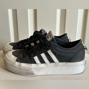 Adidas Nizza Platform Sneakers Chunky Sole Black and White Streetwear Skater 7.5